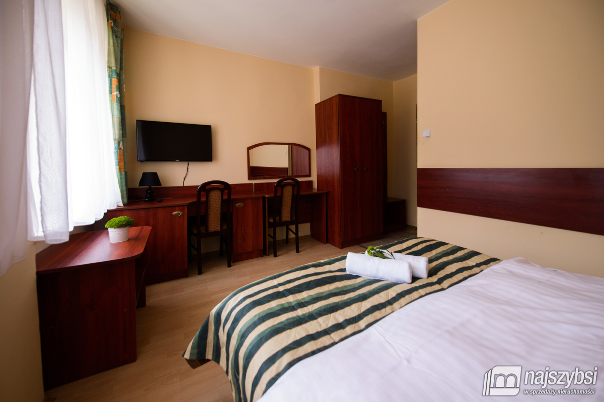 Obiekt hotelowo-gastronomiczny (7)