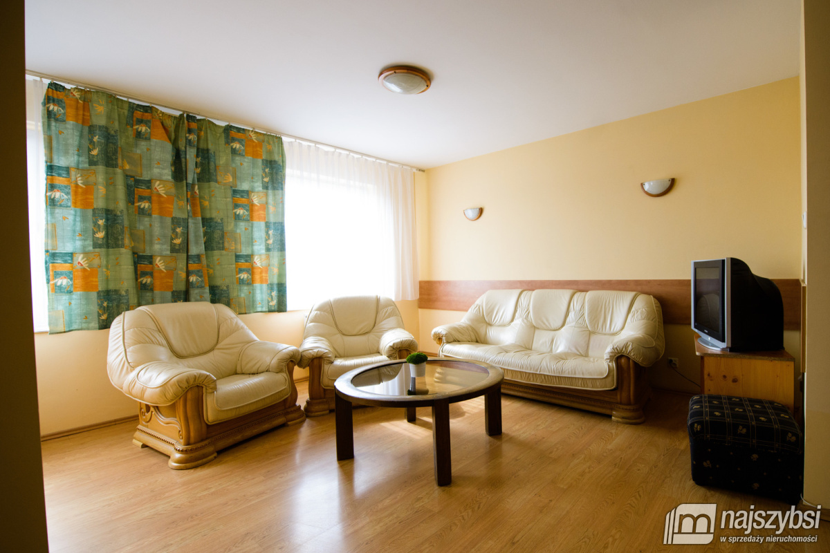 Obiekt hotelowo-gastronomiczny (8)