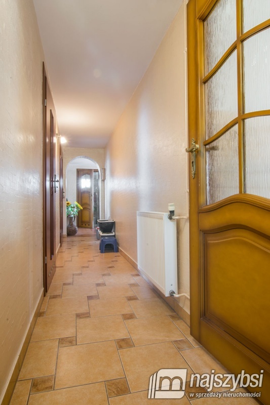 Kołobrzeg - PRZESTRONNY DOM WOLNOSTOJĄCY 1,8 KM OD (18)