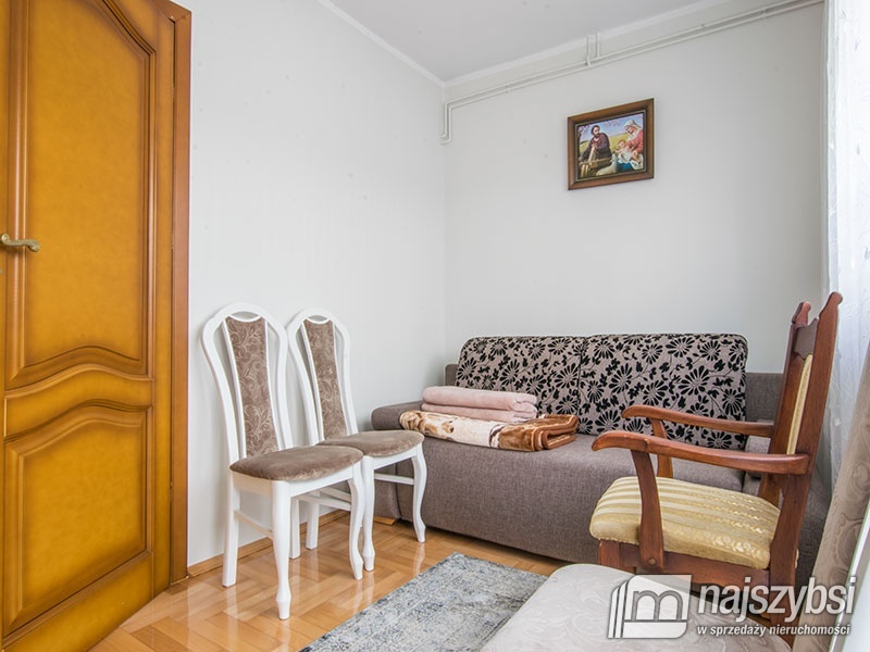 Kołobrzeg - PRZESTRONNY DOM WOLNOSTOJĄCY 1,8 KM OD (23)