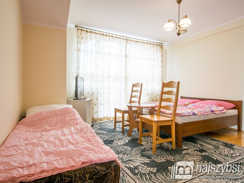 Kołobrzeg - PRZESTRONNY DOM WOLNOSTOJĄCY 1,8 KM OD (36)