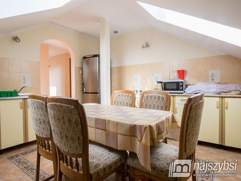 Kołobrzeg - PRZESTRONNY DOM WOLNOSTOJĄCY 1,8 KM OD (40)