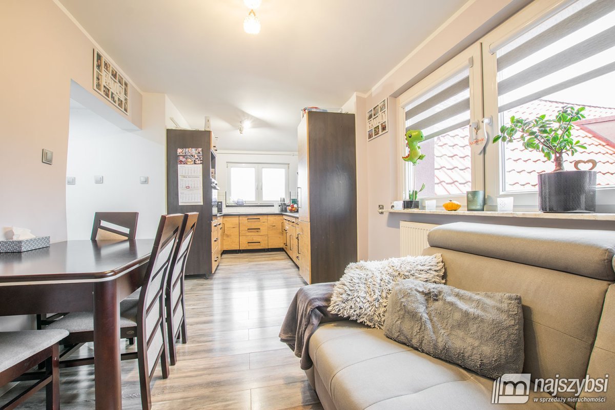 Świnoujście - rozkładowe 3-pokojowe mieszkanie  (1)