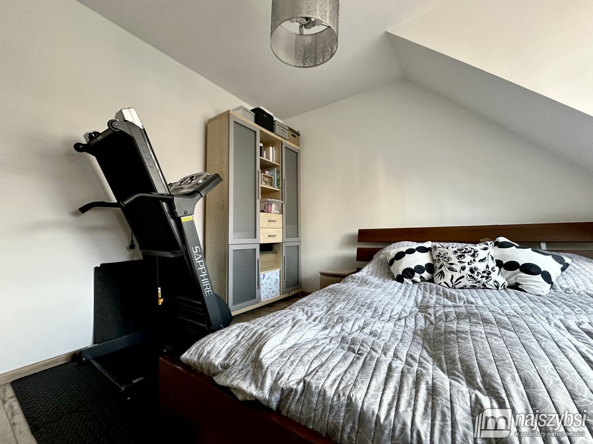 Świnoujście - rozkładowe 3-pokojowe mieszkanie  (20)