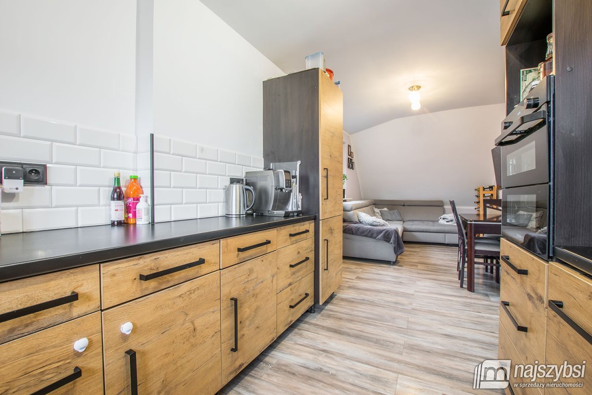 Świnoujście - rozkładowe 3-pokojowe mieszkanie  (6)