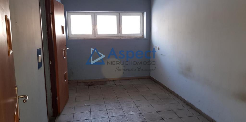 Wynajem - Pomorzany, hala 500 m2, z biurami (7)