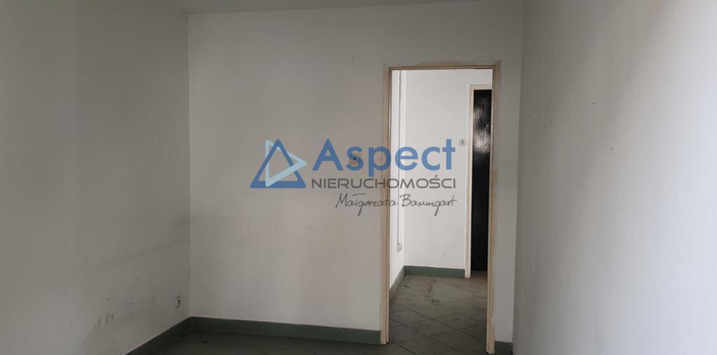 Wynajem - Pomorzany, hala 500 m2, z biurami (12)