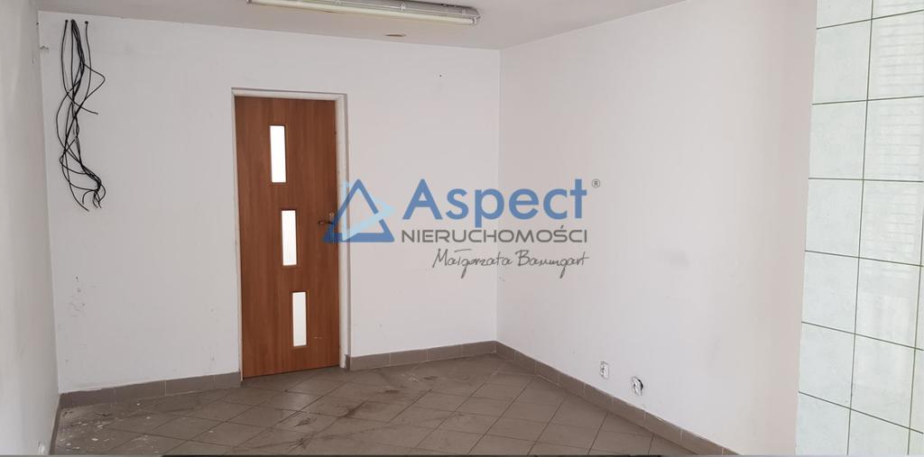 Wynajem - Pomorzany, hala 500 m2, z biurami (13)