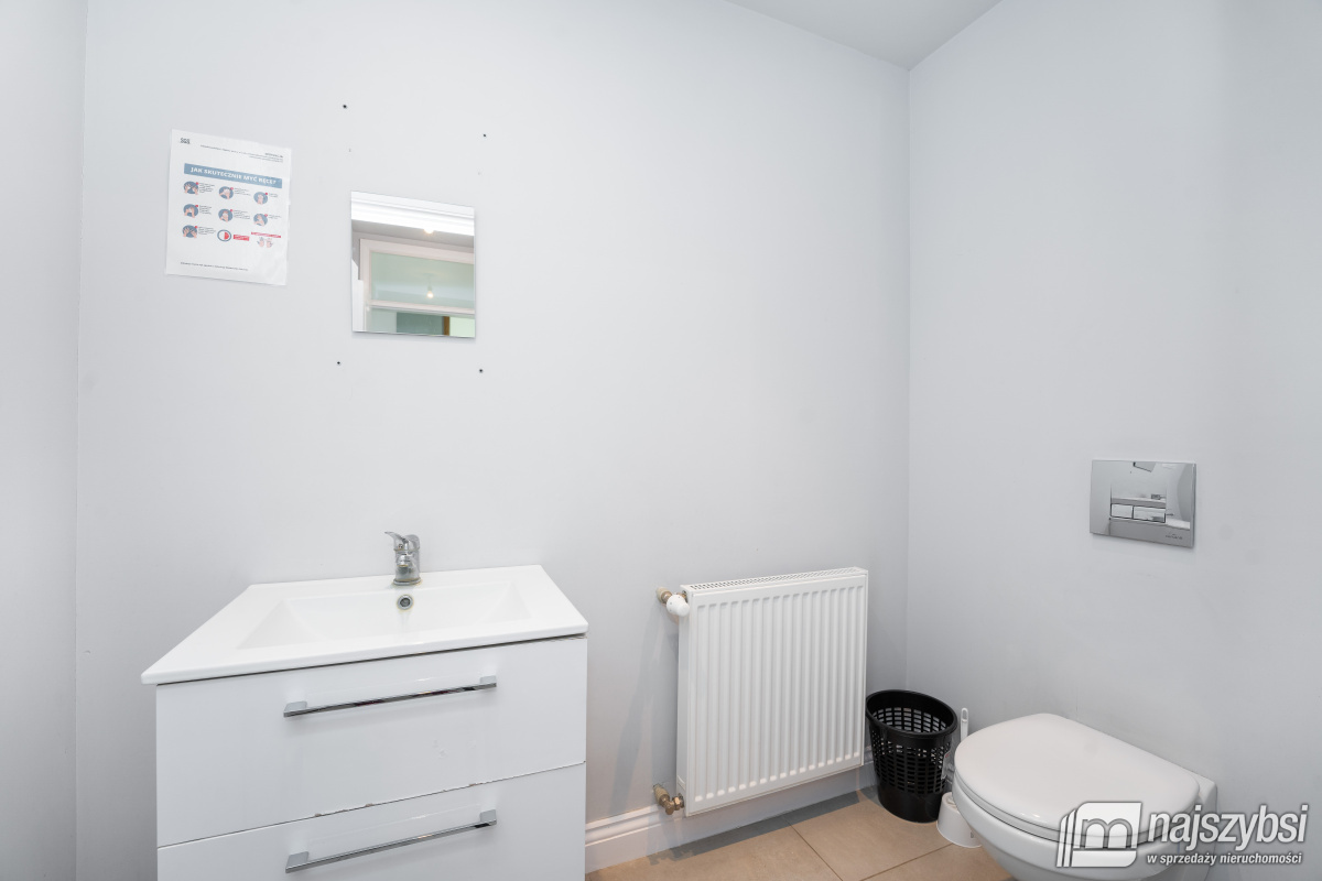 Trzebiatów - centrum - lokale do wynajęcia  (27)