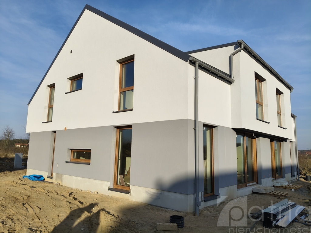 Bliźniak w Dobrej, 5 pok. 137,10 m2 - 2025 rok. (1)