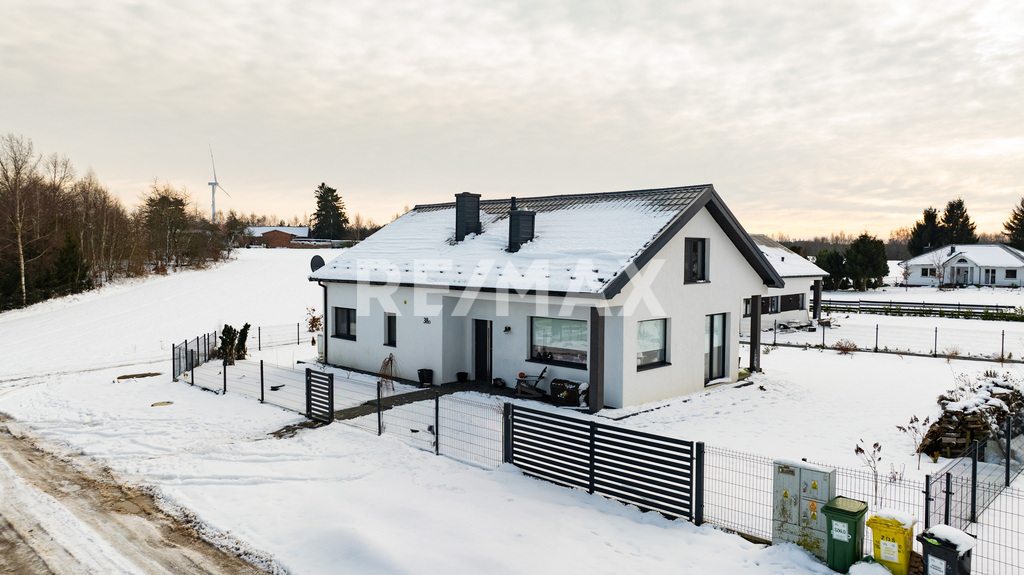 Malowniczy dom z ogrodem w Nieżynie na sprzedaż (20)