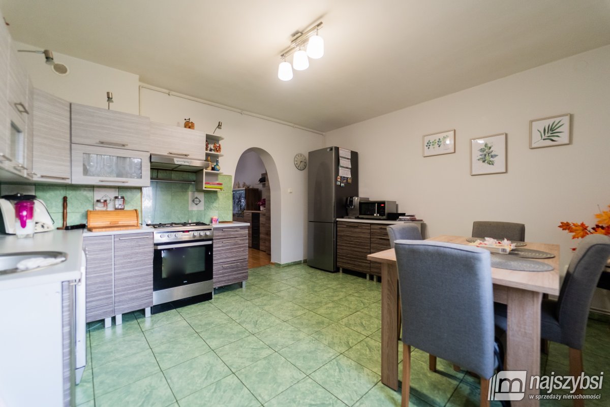 Pniewo – Urokliwy dom z dużą działką blisko lasu (10)