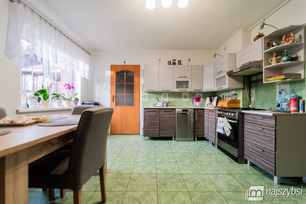 Pniewo – Urokliwy dom z dużą działką blisko lasu (11)