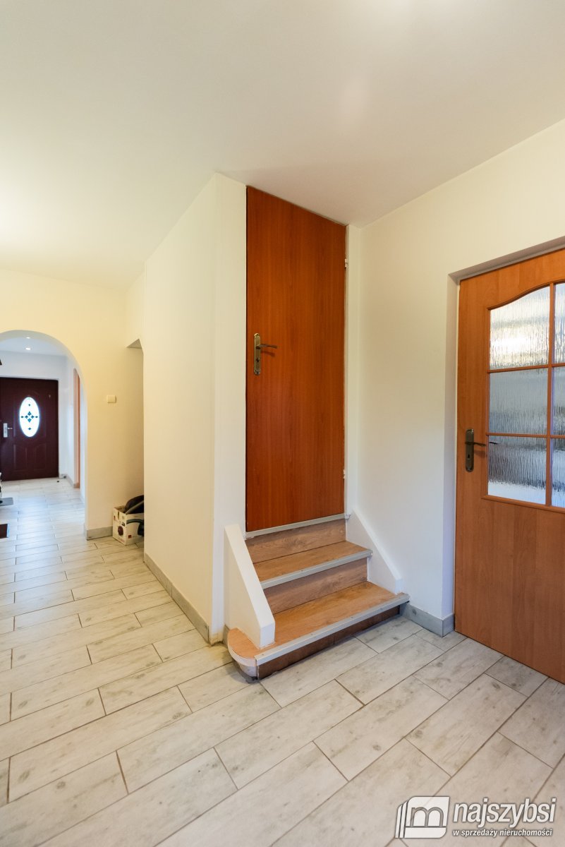 Pniewo – Urokliwy dom z dużą działką blisko lasu (19)