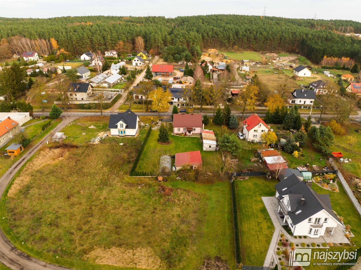 Pniewo – Urokliwy dom z dużą działką blisko lasu (3)