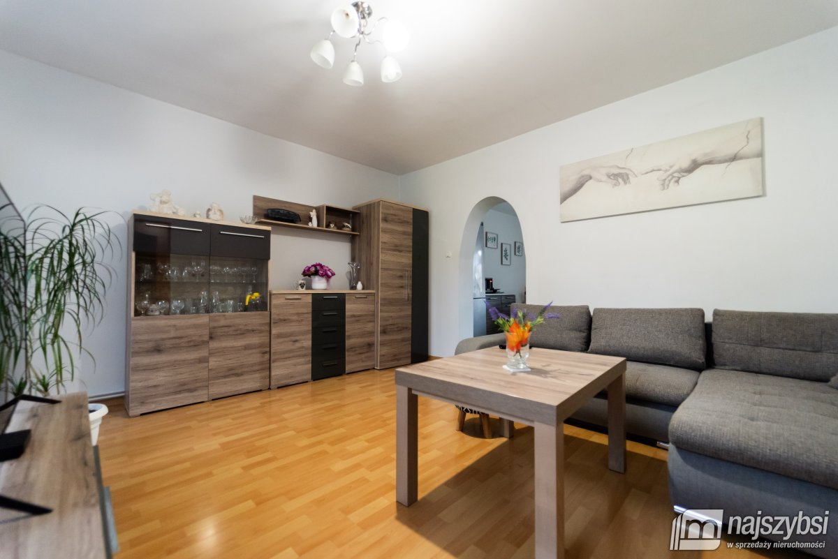 Pniewo – Urokliwy dom z dużą działką blisko lasu (9)