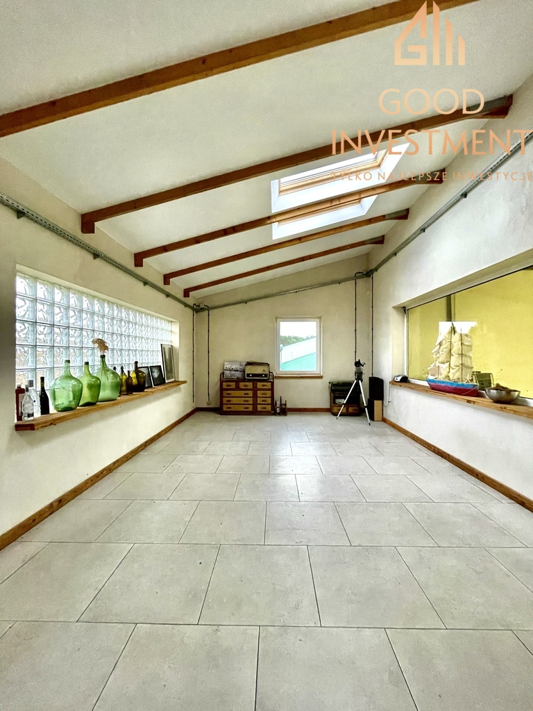 Hala komercyjno przemysłowo- biurowa. (2)