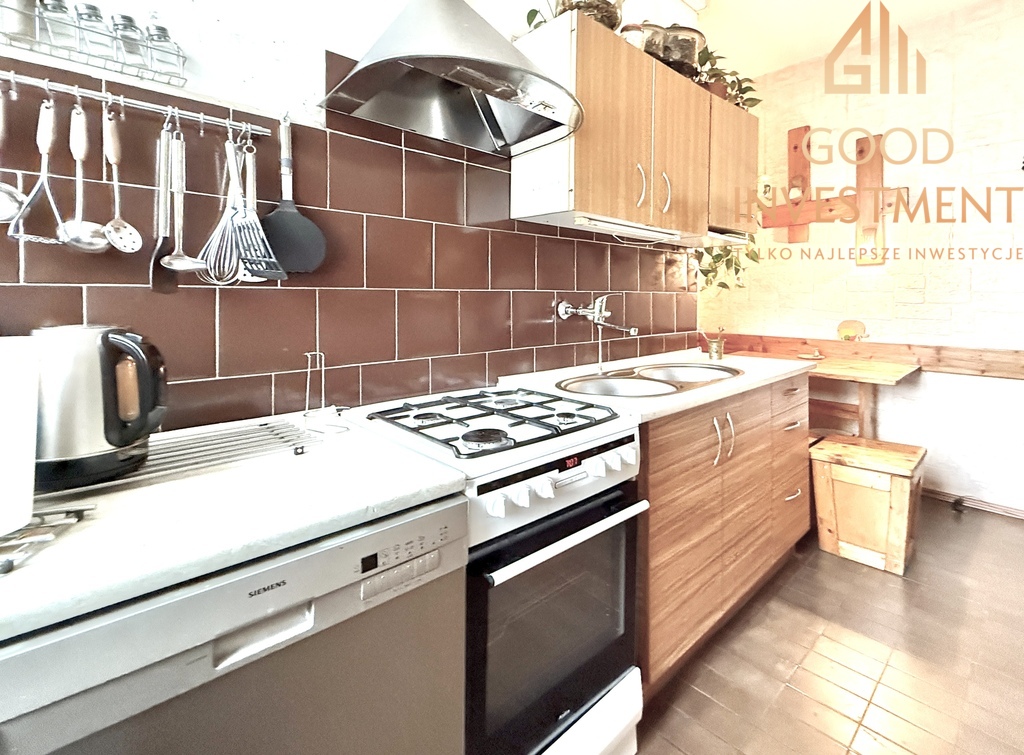 Blok Mieszkalny Na Sprzedaż (24)