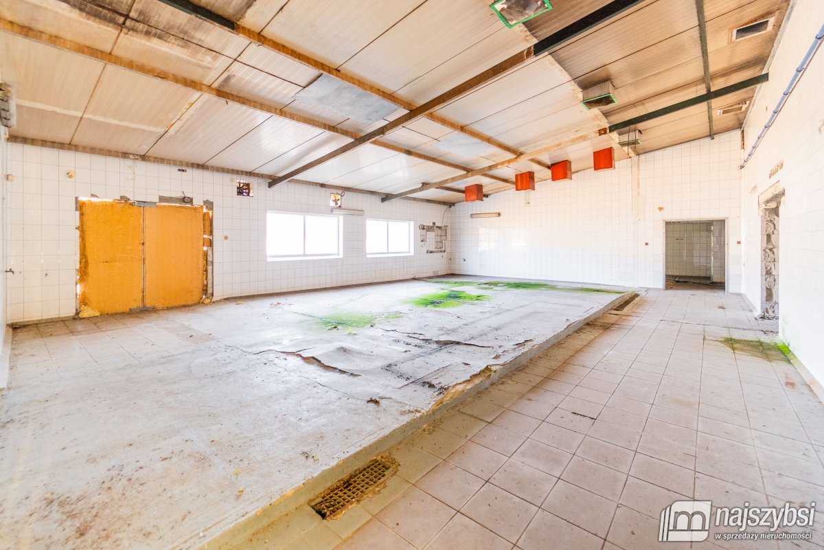 PŁOTY-obiekt/baza przy węźle drogi S6 (16)