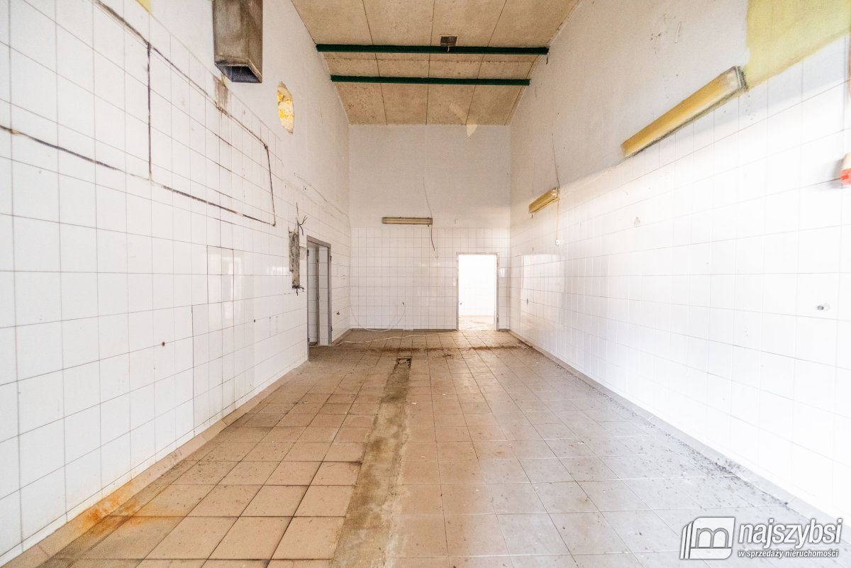 PŁOTY-obiekt/baza przy węźle drogi S6 (22)