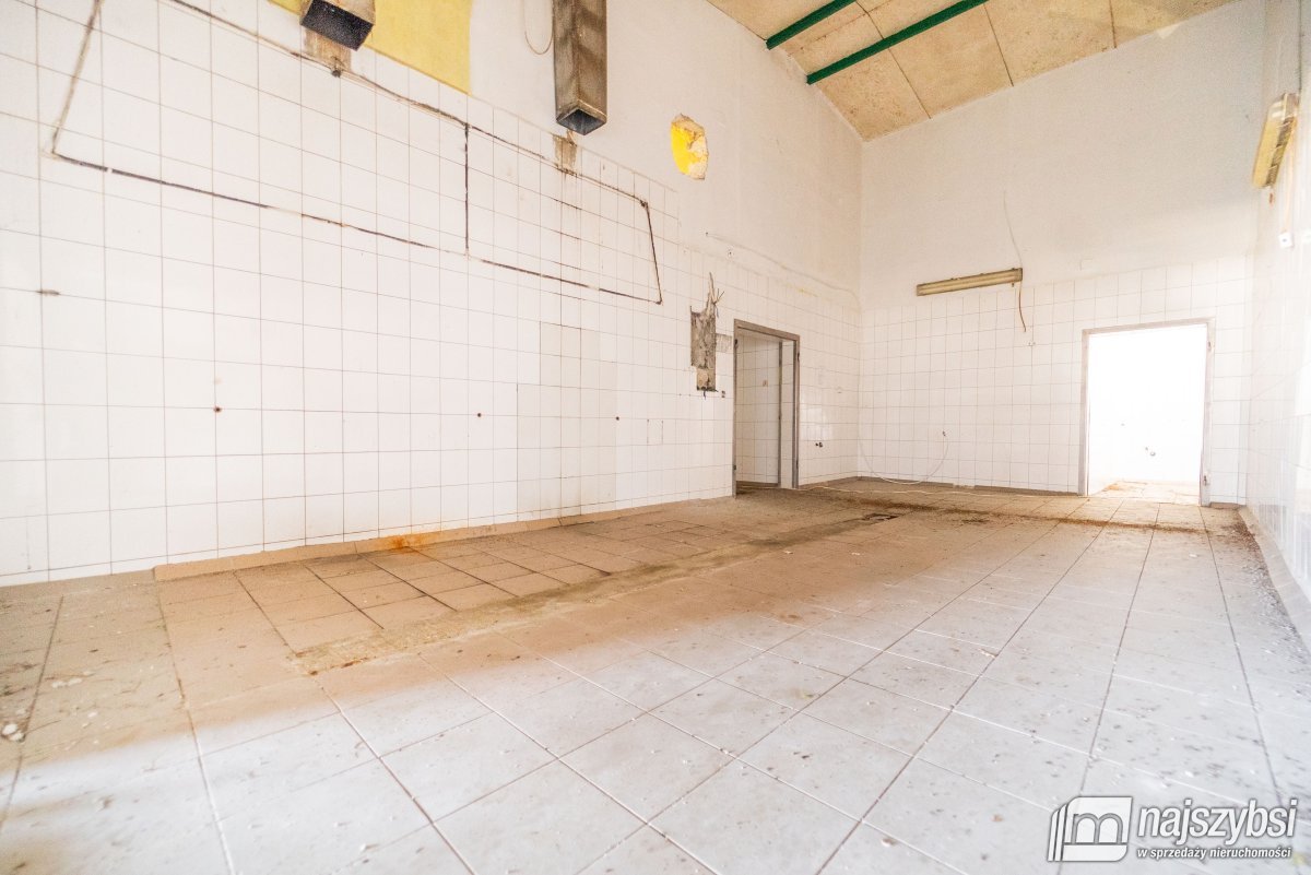 PŁOTY-obiekt/baza przy węźle drogi S6 (23)