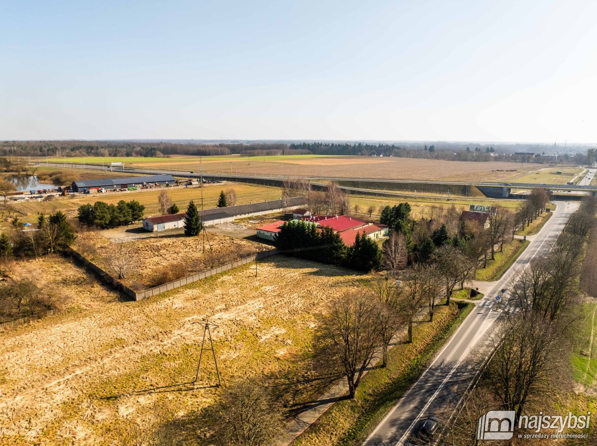 PŁOTY-obiekt/baza przy węźle drogi S6 (34)