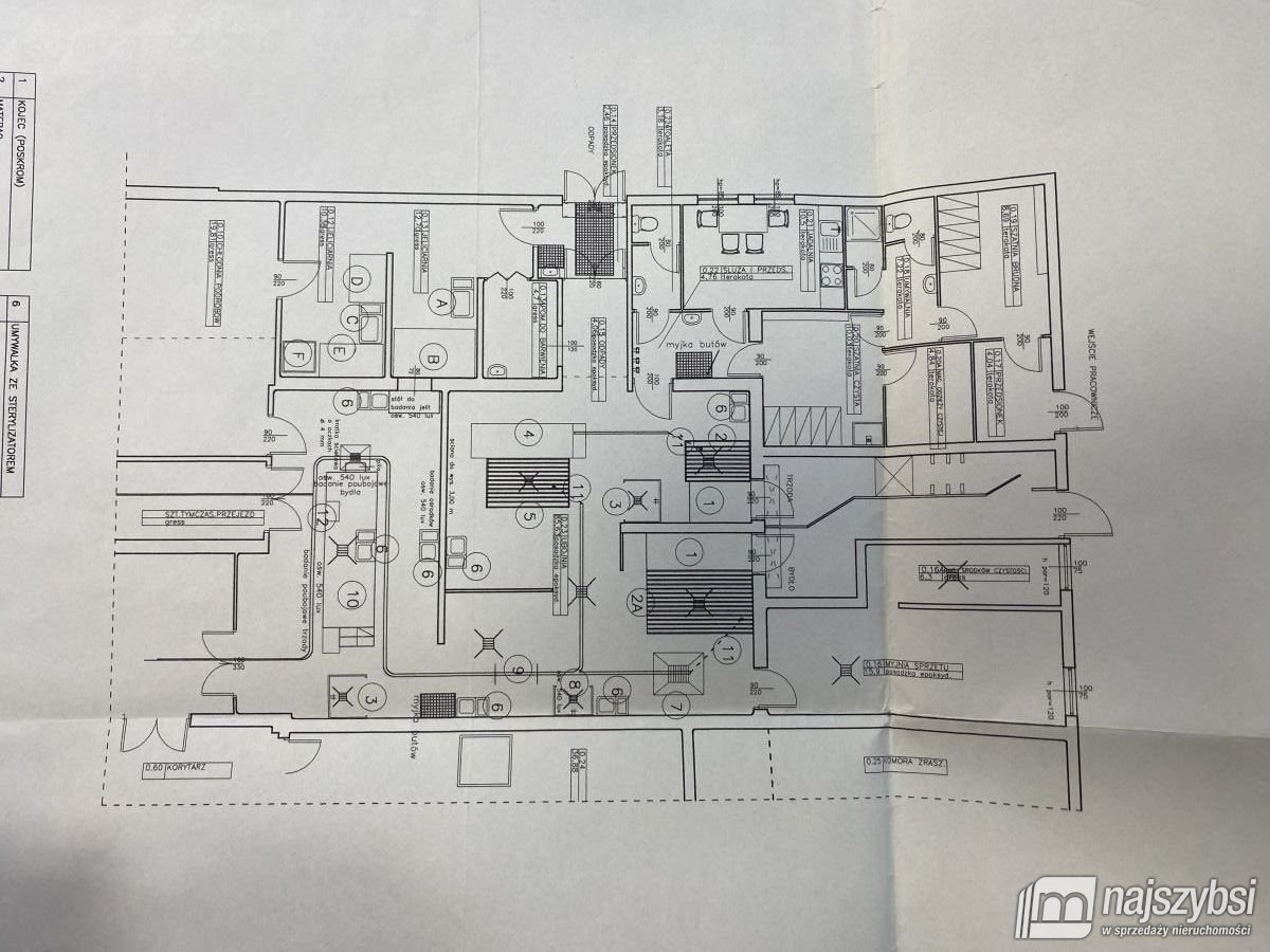 PŁOTY-obiekt/baza przy węźle drogi S6 (38)