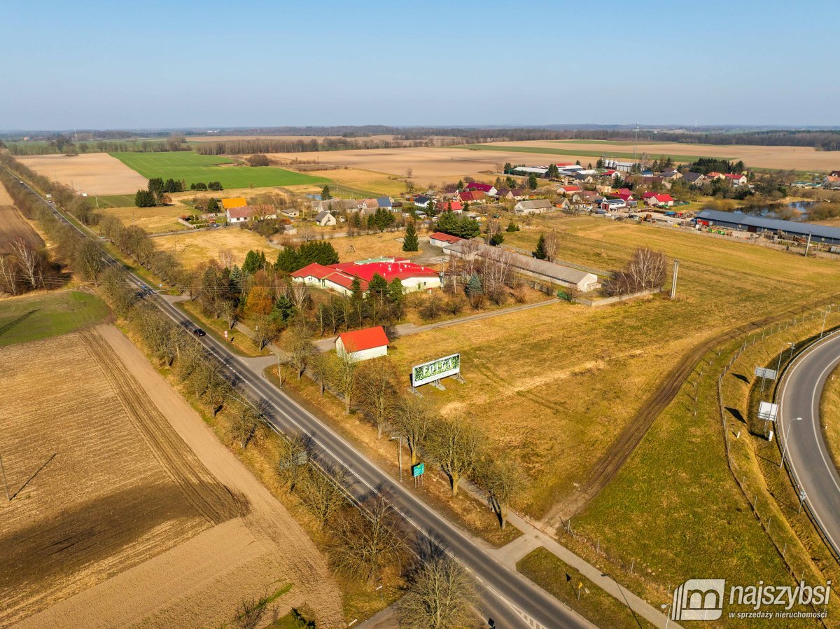 PŁOTY-obiekt/baza przy węźle drogi S6 (8)