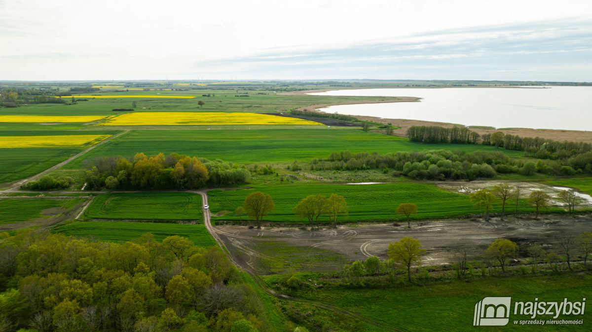 Dźwirzyno - działka 42 200 m2 nad jeziorem Resko  (4)