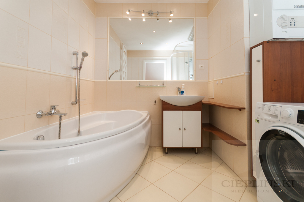 GUMIEŃCE 3 ROZKŁADOWE POKOJE, OGRÓDEM BEZCZYNSZOWE (15)