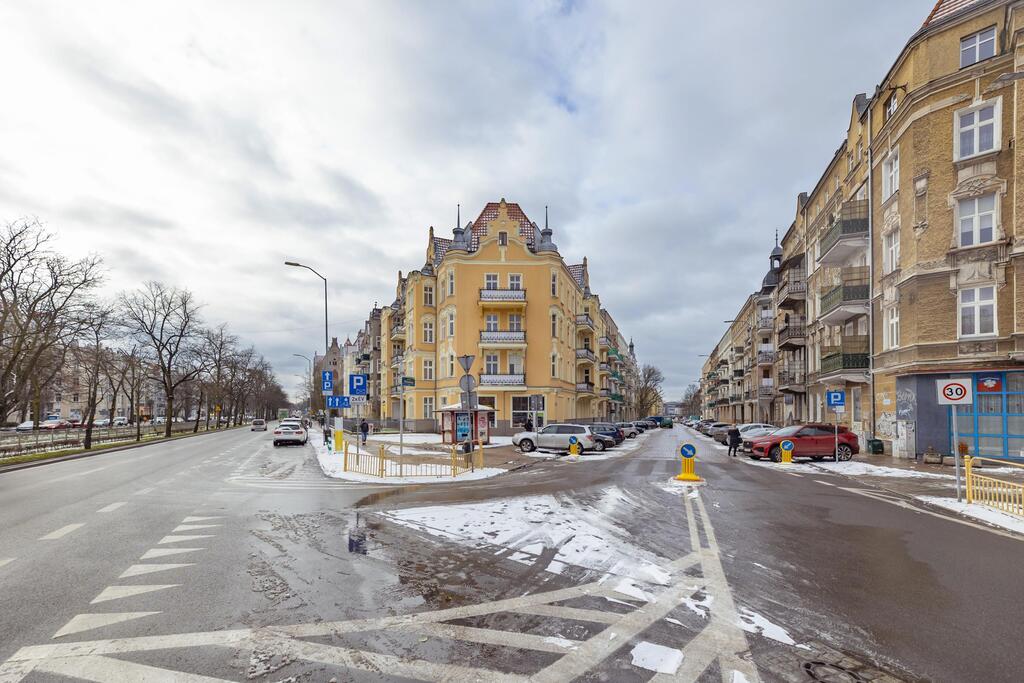 Duży i bardzo widoczny lokal w centrum Szczecina (1)