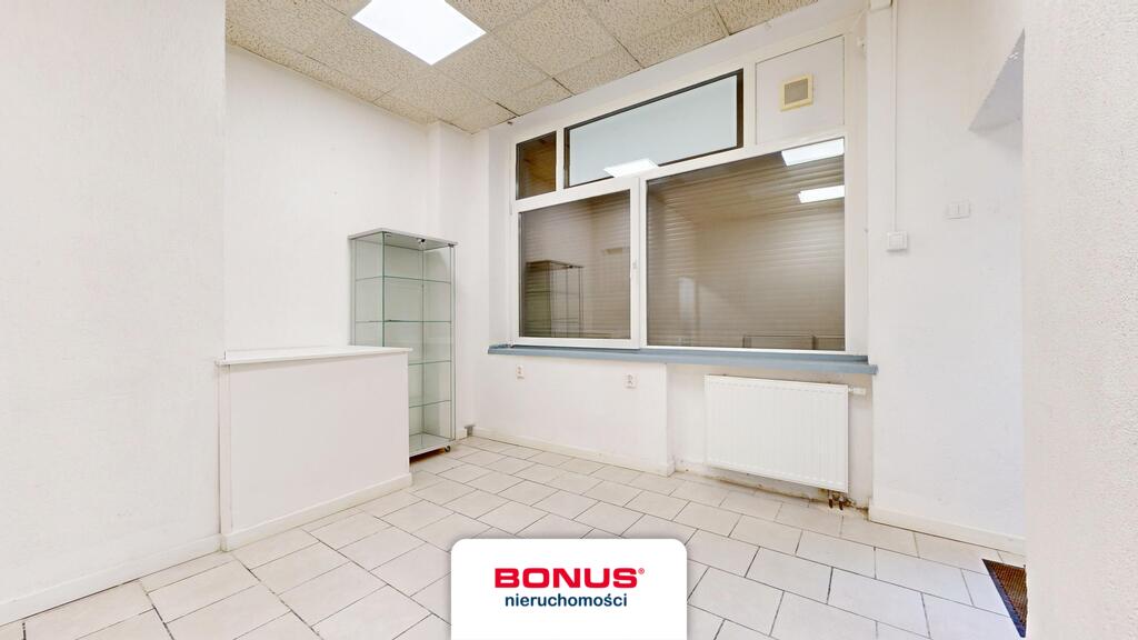 Lokal usługowy naprzeciw kortów tenisowych (4)