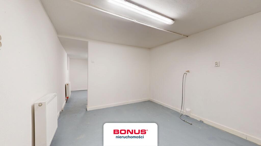 Lokal usługowy naprzeciw kortów tenisowych (5)