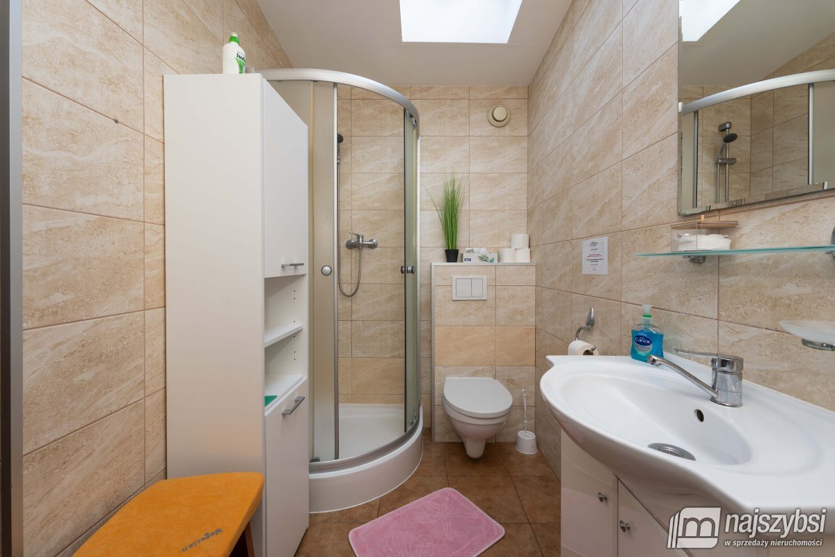 Kołobrzeg -dom i pensjonat przy deptaku (18)