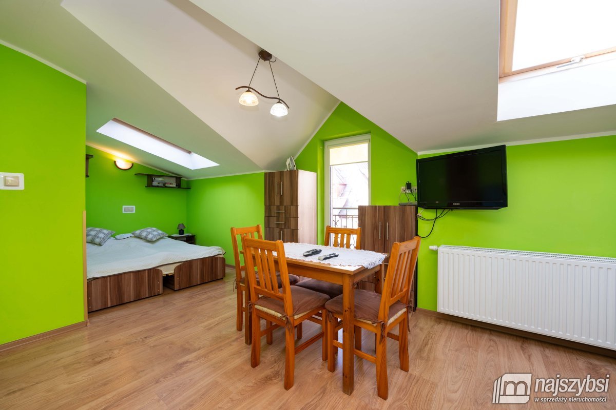 Kołobrzeg -dom i pensjonat przy deptaku (5)