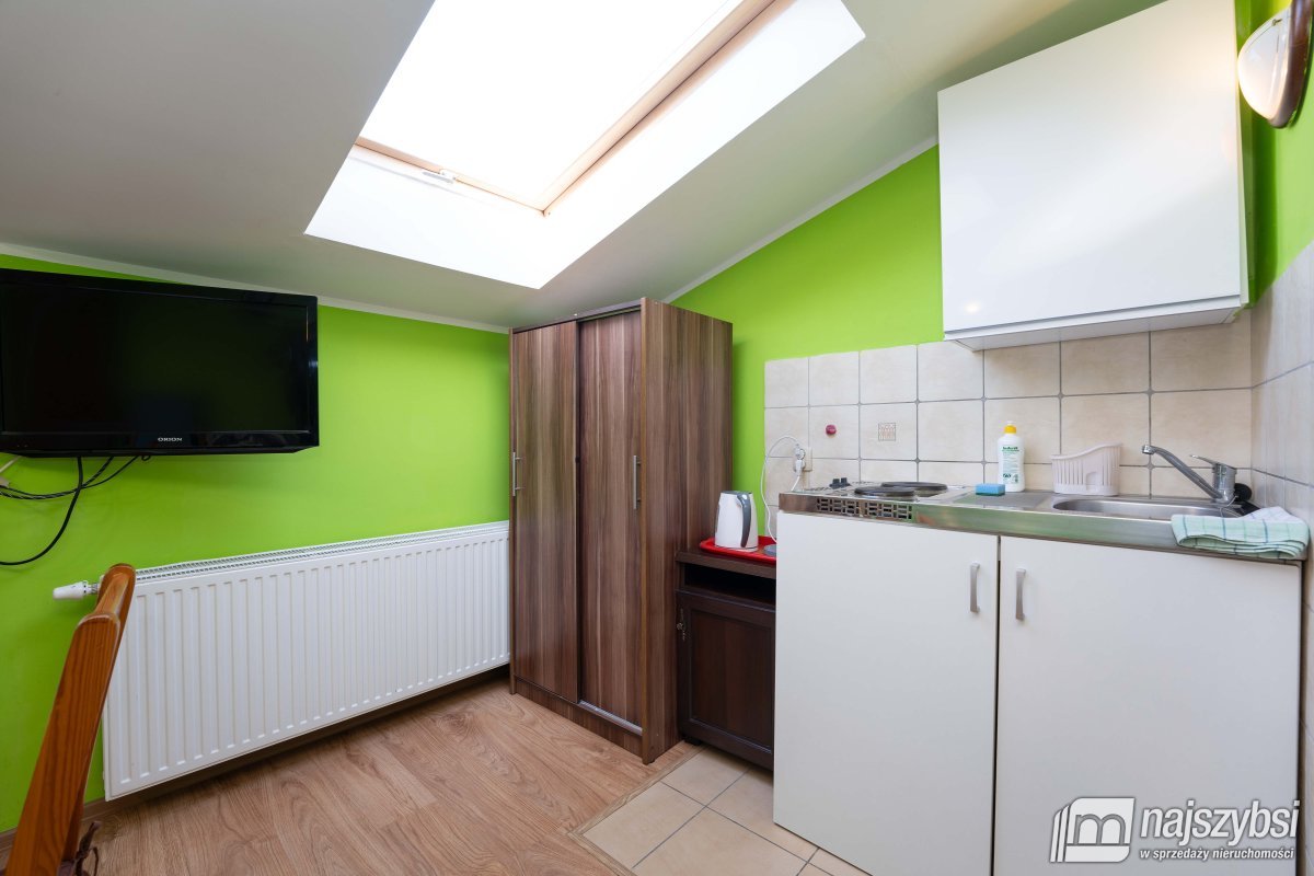 Kołobrzeg -dom i pensjonat przy deptaku (7)