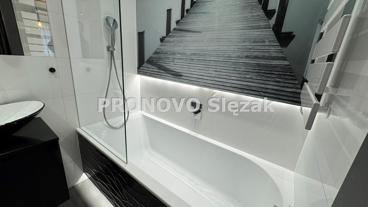 Komfortowe mieszkanie z tarasem i parkingiem  (10)