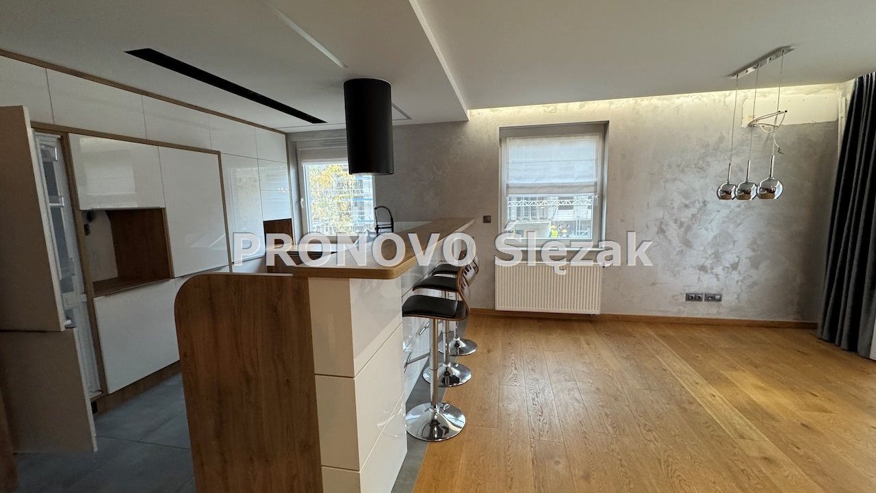 Komfortowe mieszkanie z tarasem i parkingiem  (2)