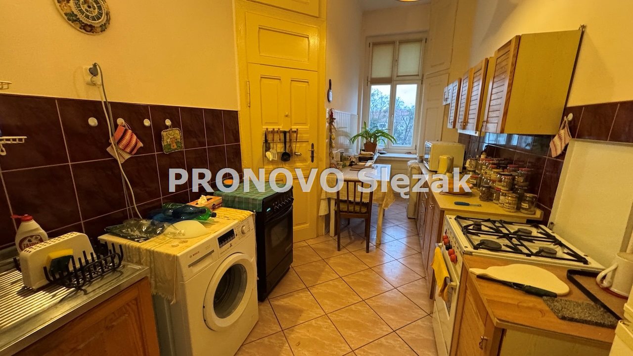 Sprzedam mieszkanie w kamienicy we Wrocławiu (10)