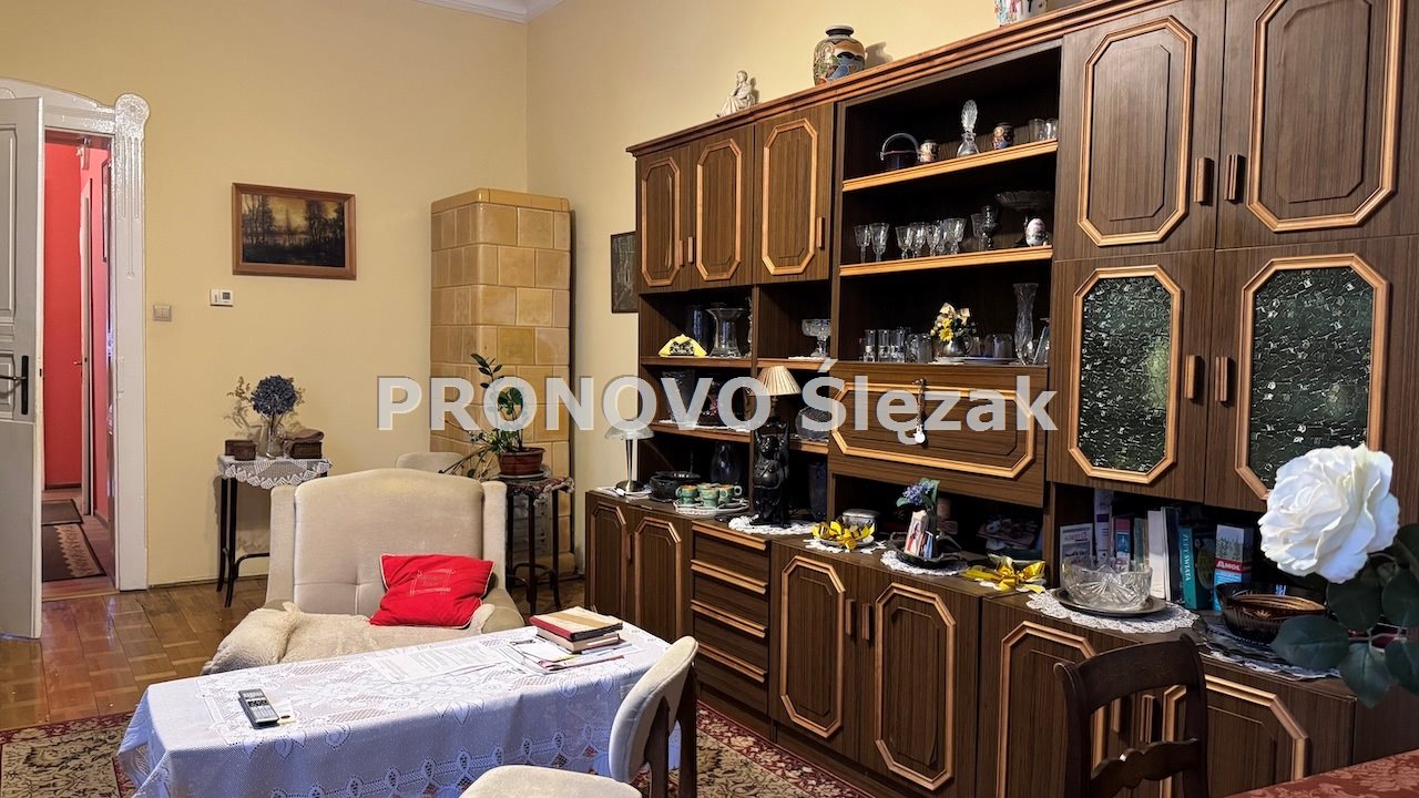 Sprzedam mieszkanie w kamienicy we Wrocławiu (6)