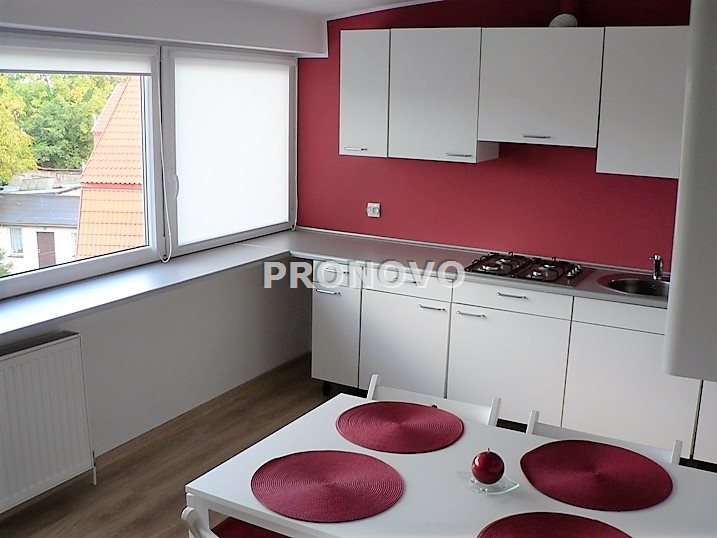 dom wolnostojący 10 pokoi Zdroje (17)