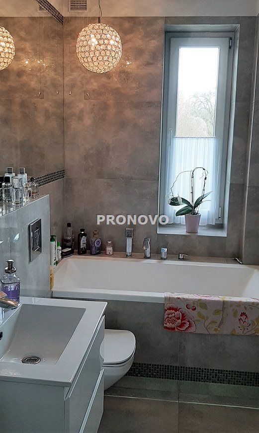 dom wolnostojący 10 pokoi Zdroje (5)