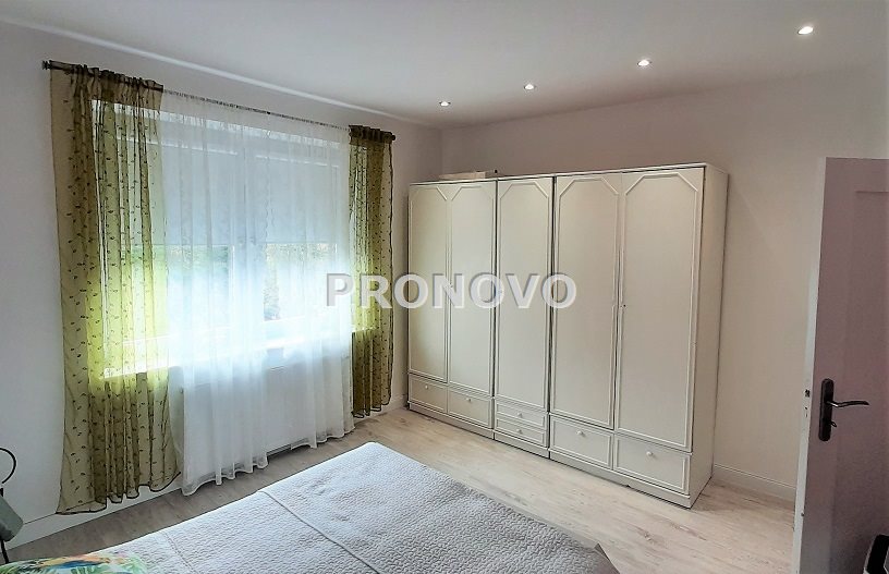 dom wolnostojący 10 pokoi Zdroje (7)