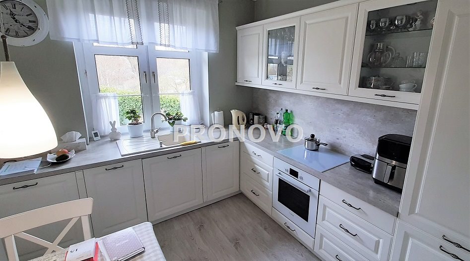 dom wolnostojący 10 pokoi Zdroje (9)