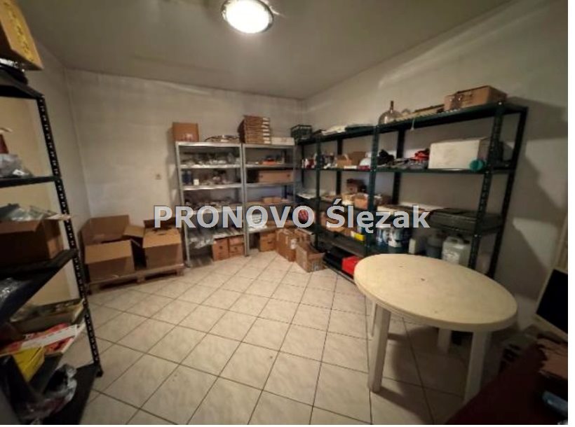 Sprzedam budynek produkcyjno-biurowy k. Wrocławia (11)