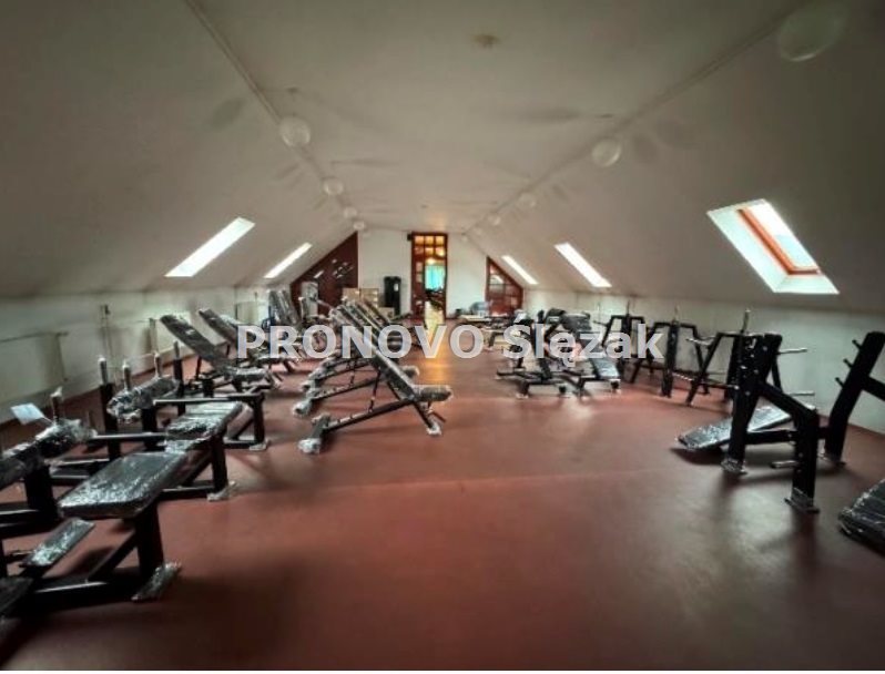 Sprzedam budynek produkcyjno-biurowy k. Wrocławia (15)