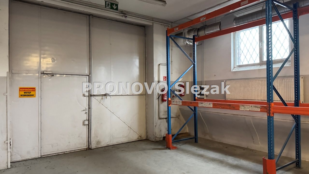 Sprzedam halę biurowo-produkcyjno-handlową Legnica (10)