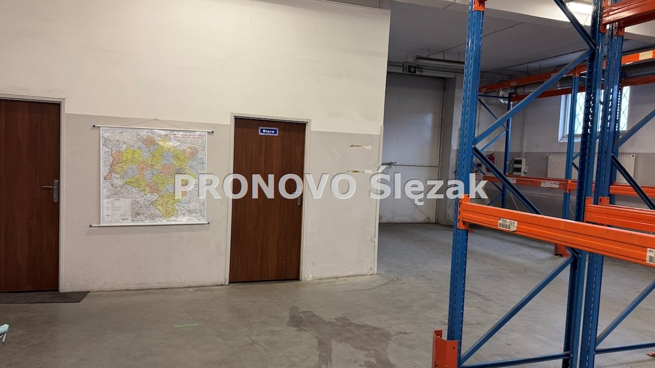 Sprzedam halę biurowo-produkcyjno-handlową Legnica (12)