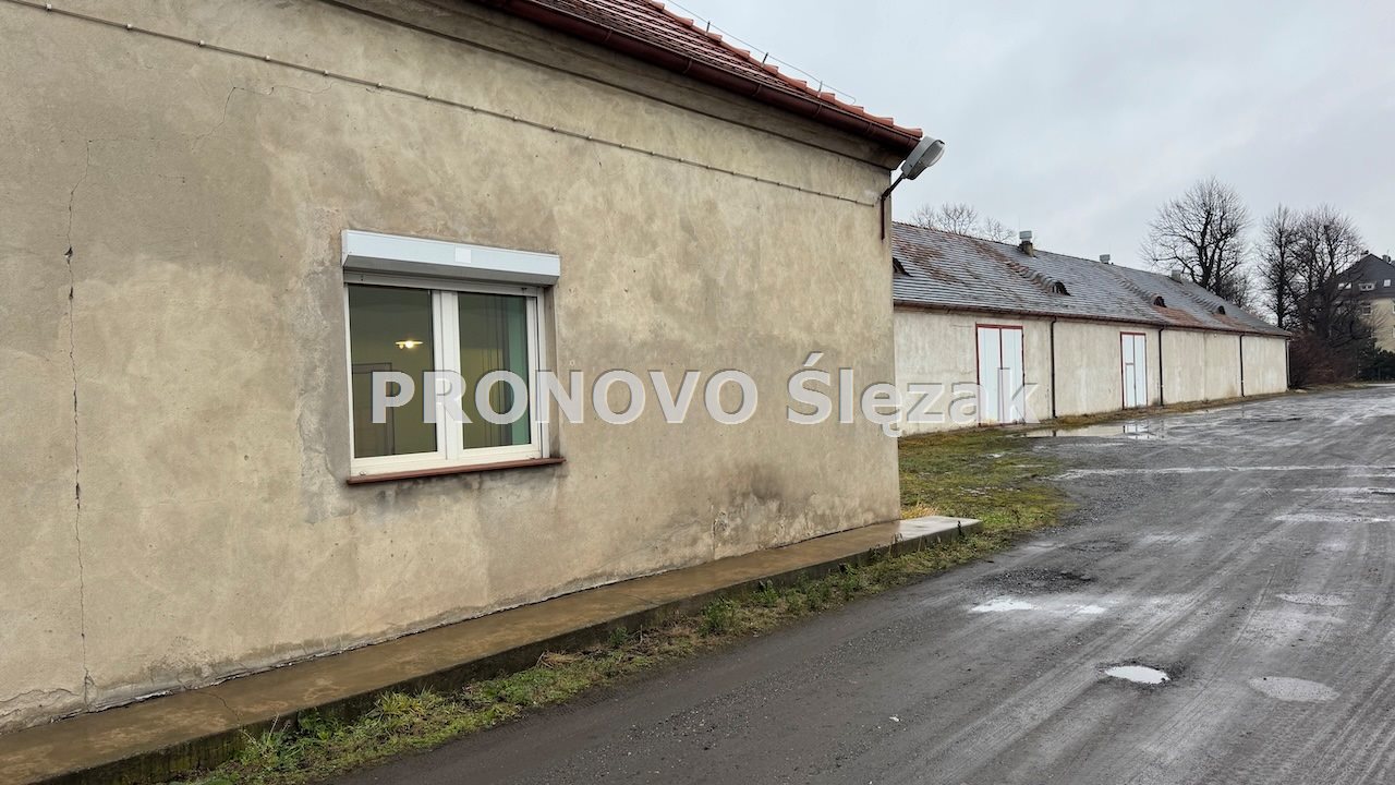 Sprzedam halę biurowo-produkcyjno-handlową Legnica (13)