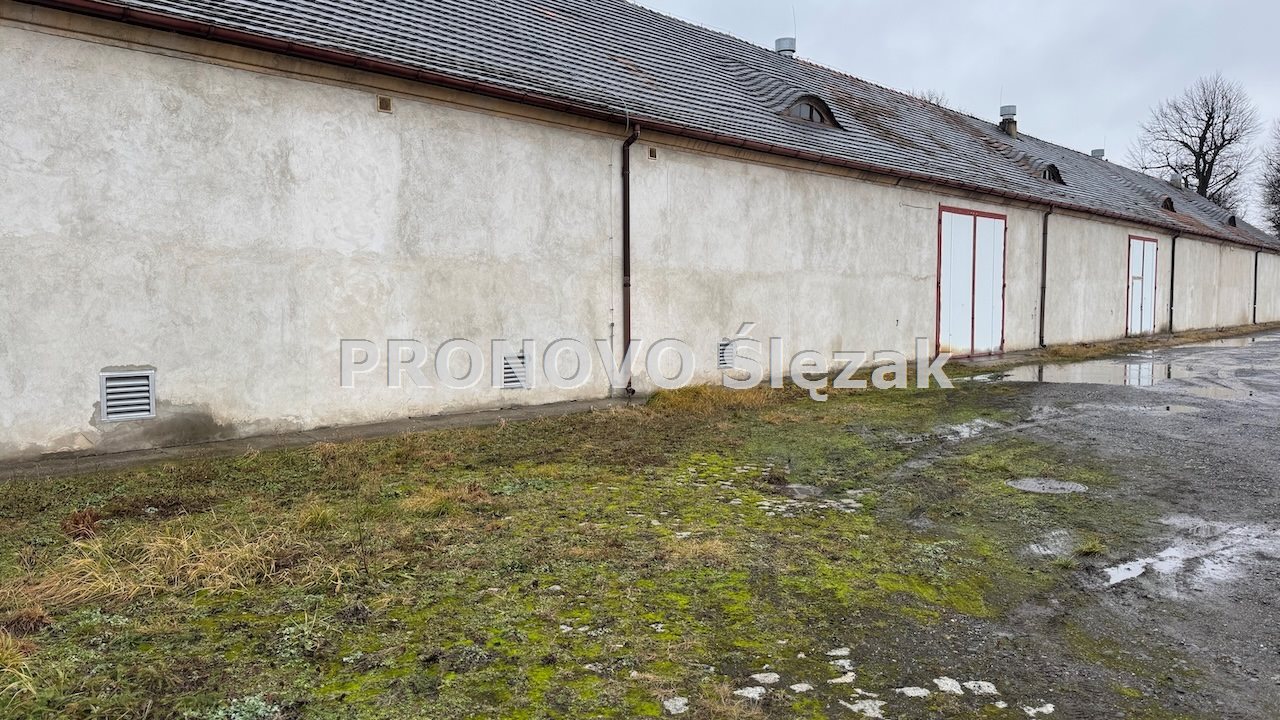 Sprzedam halę biurowo-produkcyjno-handlową Legnica (15)